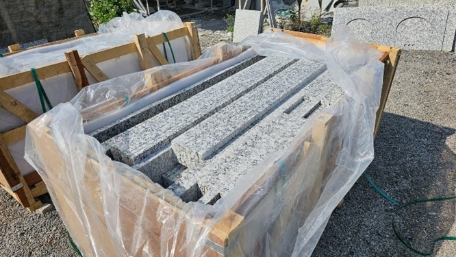 Countertop pieces wrapped protected packaging wooden dividers separation materials